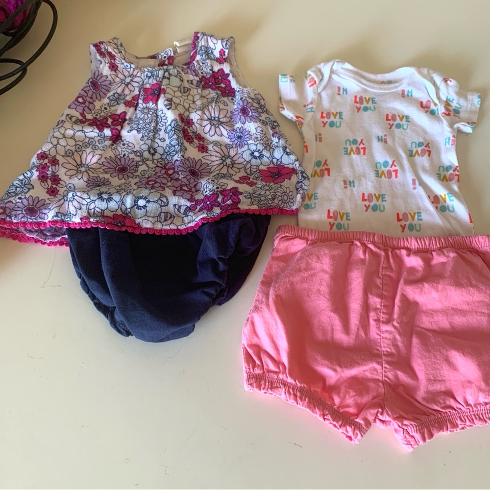 Gerber Bundle of 4 Infant Girl Clothes